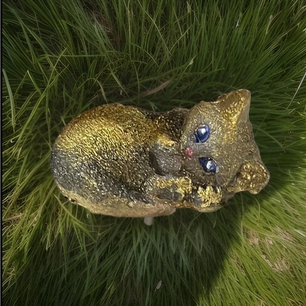 Handcrafted “Hush Little Baby” Sleepy Kitty Figurine